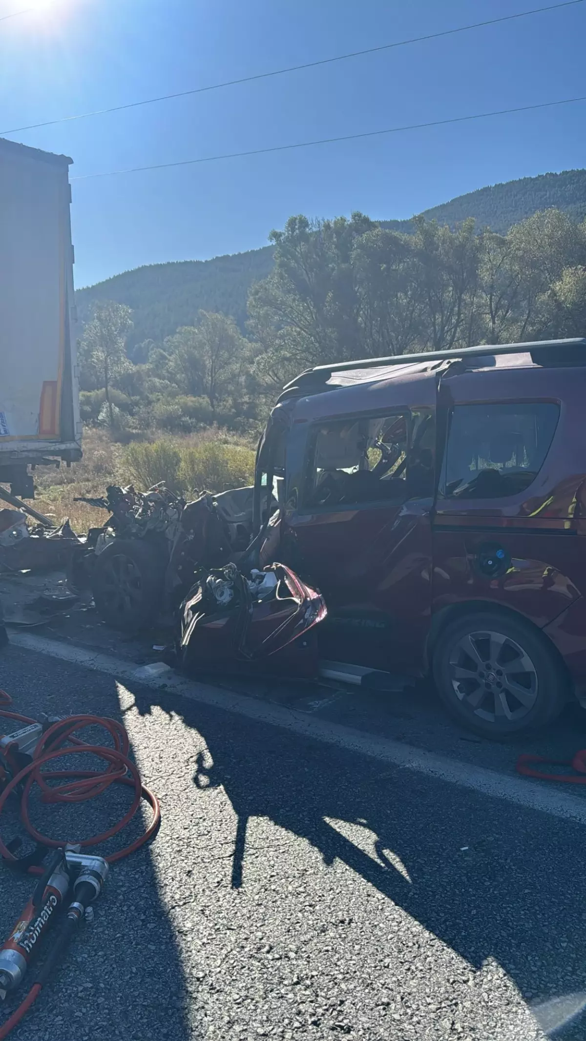 Erzincan’da Trafik Kazası: 3 Ölü, 2 Yaralı