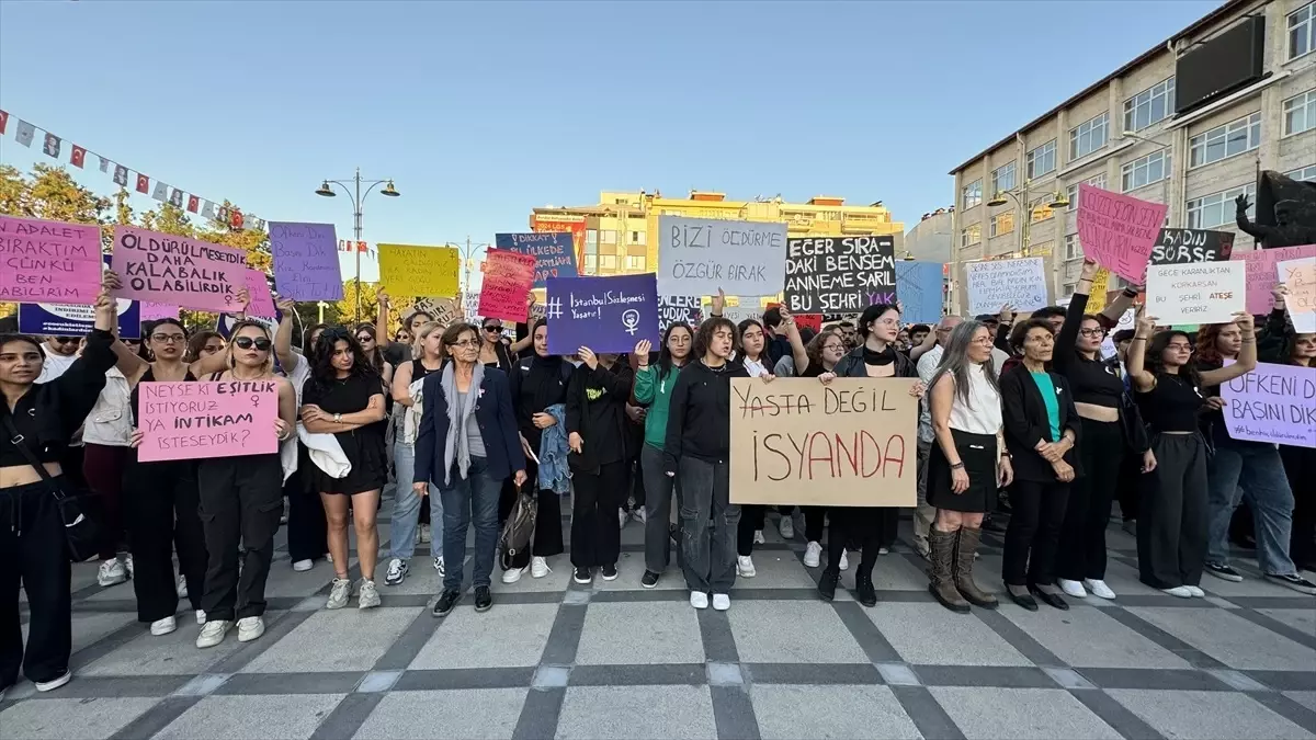 Burdur’da Kadına Yönelik Şiddete Protesto