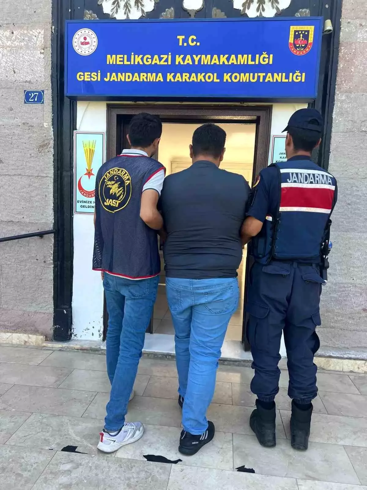 Kayseri’de Hapis Cezalı İki Kişi Yakalandı